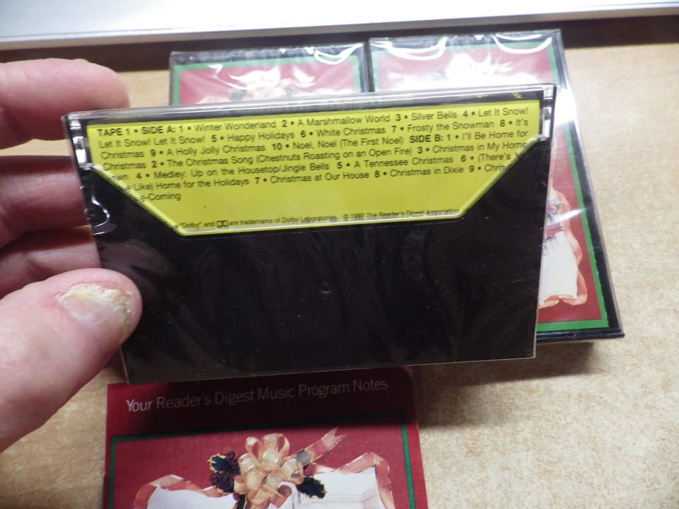 Vintage Readers Digest 3 Cassettes Box Set A Country Christmas 1992 w booklet - Image 4 of 4