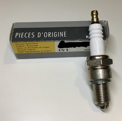 EYQUEM C62LS Zündkerze Spark Plug la bougie candela d'accensione la bujía