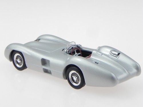 Mercedes W196 R Streamline silver diecast modelcar CLC143 IXO 1:43 - Picture 3 of 4