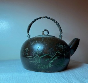 ANTIQUE CHINESE QING REPUBLIC COCONUT WOOD-LIKE PEWTER TEAPOT CALLIGRAPHY SCENE