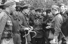 WW2 Picture Photo Poland 1939 Soldiers of Wehrmacht and Red Army 5254