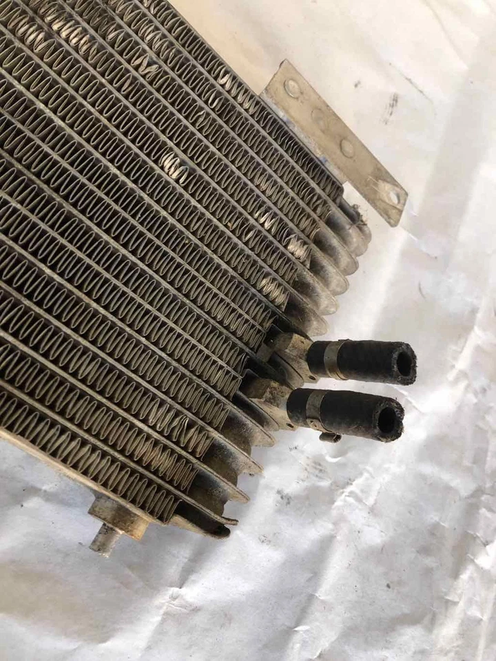 Ford Explorer XLS 2002-2005 4,0 L SOHC transmisión enfriador de aceite enfriador de transmisión Foto 2 de 4