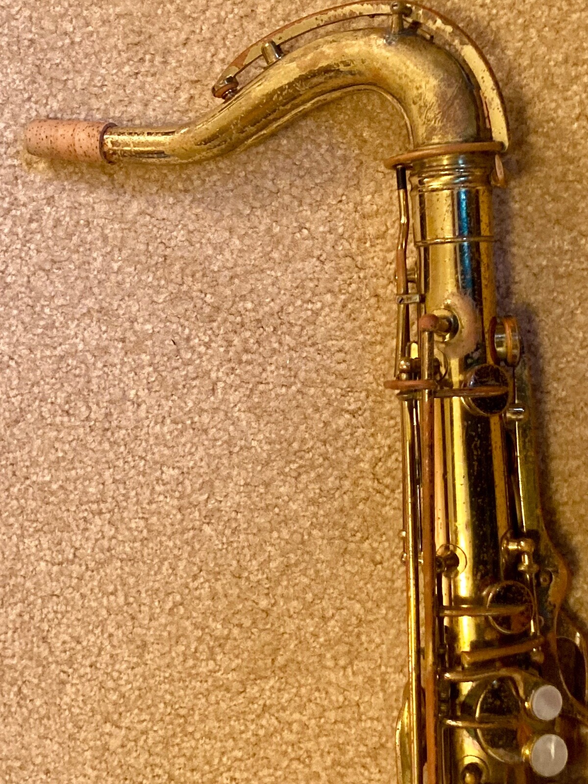 Holton Collegiate Tenor Sax; Protec Case, Rico B5 Mouthpiece, Vandoren