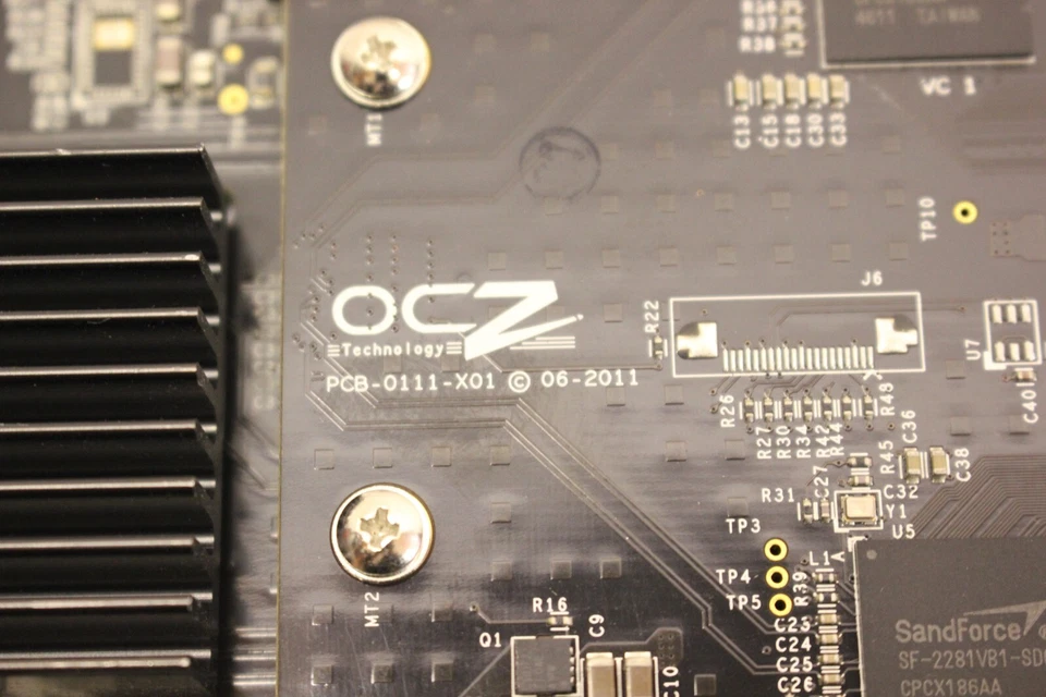 OCZ REVO DRIVE 3 X2 240GB PCI-EXPRESS INTERNAL RVD3X2-FHPX4-240G SSD - Image 3 of 4