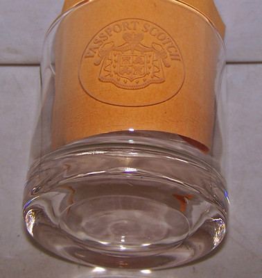 美品 レトロ PASSPORT SCOTCH CONVERTIBLE LANp PASSPORT SCOTCH Whiskey Glass 3.5