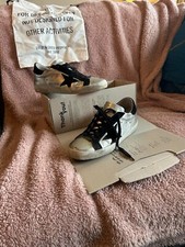 Basket Golden Goose modèle Superstar