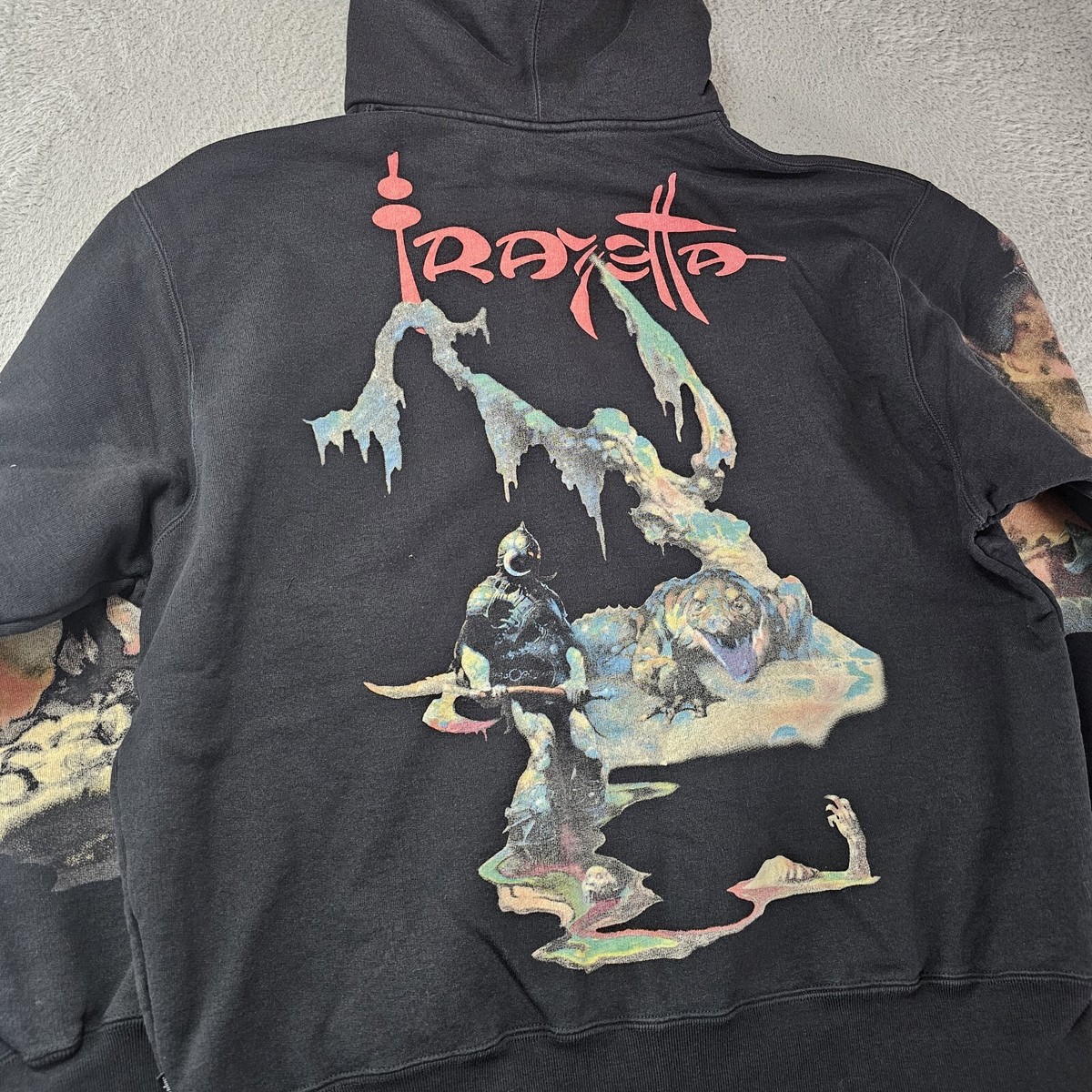 Supreme Frank Frazetta Zip Up Hooded Sweatshirt Black FW24 Supreme Frank Frazetta Zip Up Hooded Sweatshirt Black FW24