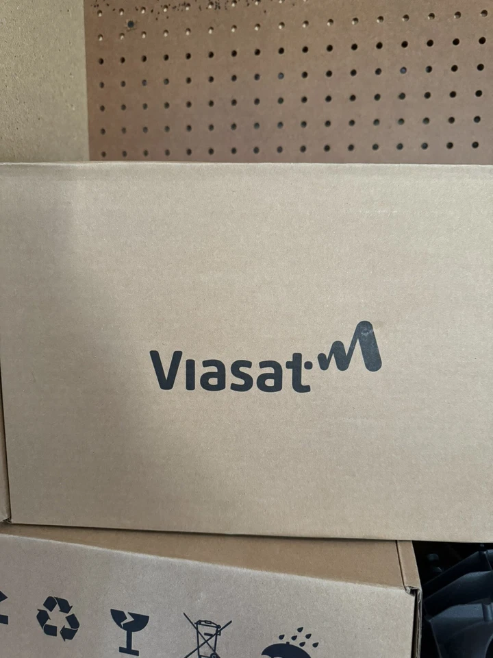 ViaSat Afterburner RG1100 WiFi Gateway Router with Power Supply & Box Brand NEW - Image 2 of 2