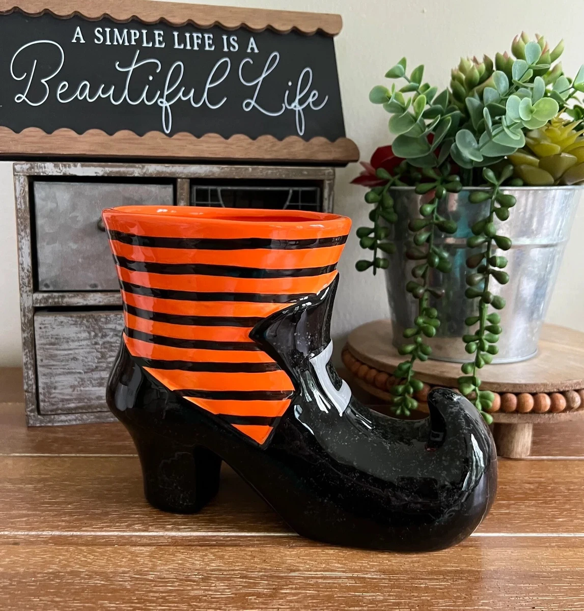 Pointy witch deals boots