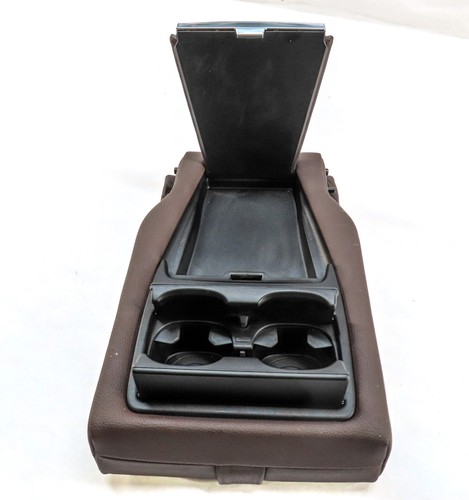 2016 BMW X5 (F15) REAR 2ND ROW SEAT ARM REST AND CUP HOLDER (Brown) - Picture 6 of 7