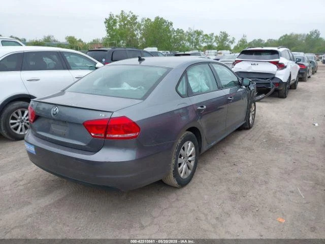 Espejo retrovisor interior delantero central usado se adapta a: Volkswagen Passat 2014 manual Foto 4 de 4