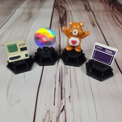 Totally 80's Trivial Pursuit Board Game Replacement Parts Pieces  Cake Decorate