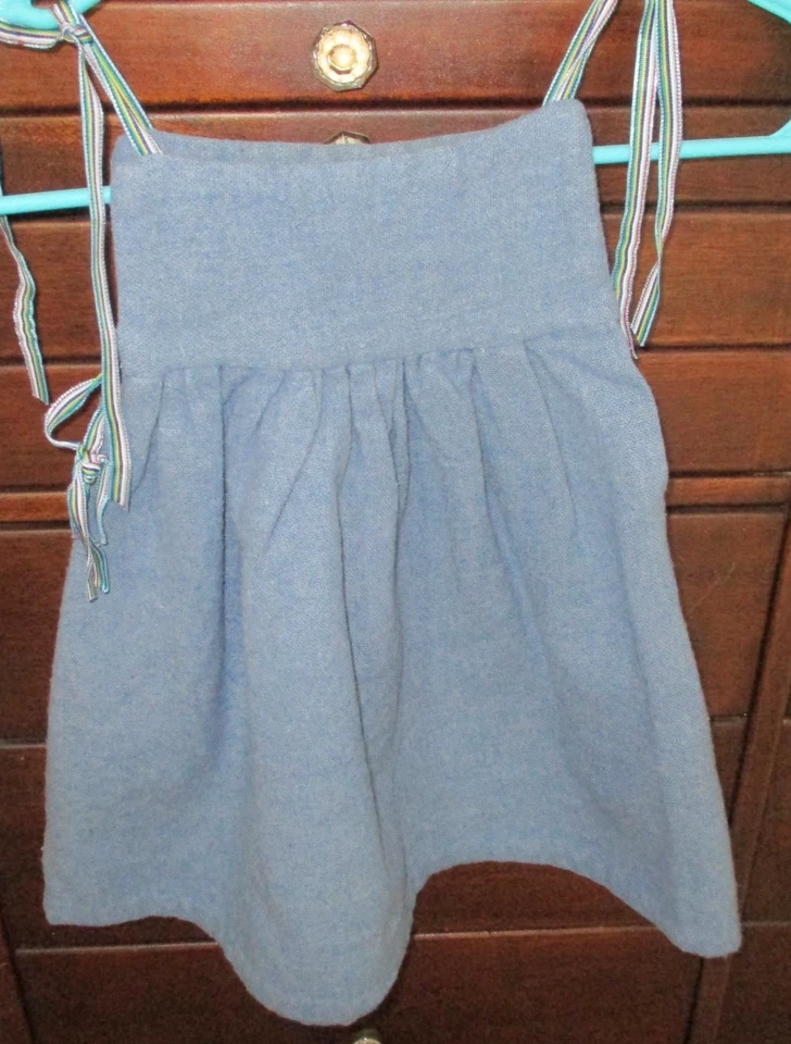 Jersey bordado vintage hecho a mano para niña "Laura" Foto 4 de 4