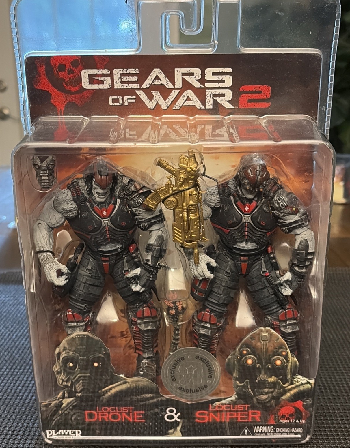 NECA Gears of War 2 Toys R Us Exclusivo Drone Langosta y Francotirador Langosta Paquete de 2 Nuevo