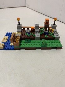 LEGO MINECRAFT The Crafting Box 2.0 21135 Pre-Owned Complete W/Minis No Box