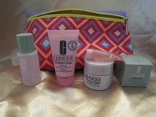 CLINIQUE MAKEUO KIT