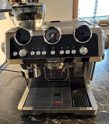 DeLonghi EC9865.M La Specialista Maestro Cold Brew Siebträgermaschine Silber