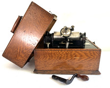 Edison Standard 2-Clip Suitcase Cylinder Phonograph & Model C Reproducer *WORKS*