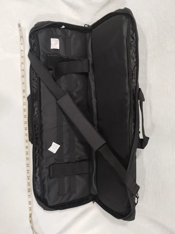 30" x 10" padded Firearm Soft Carry Soft Case under 30 inches in length. - Image 3 of 4