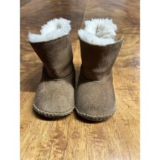 UGG Small 2/3 Baby Bootie Chestnut Easy On Shearling Suede Boots Cozy Winter