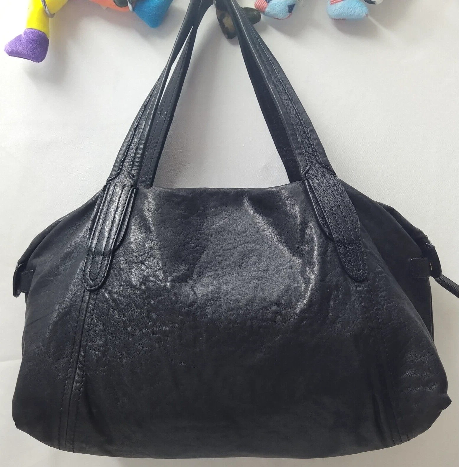 Borsa a tracolla Tory Burch nera in morbida pelle doppio manico con specchio