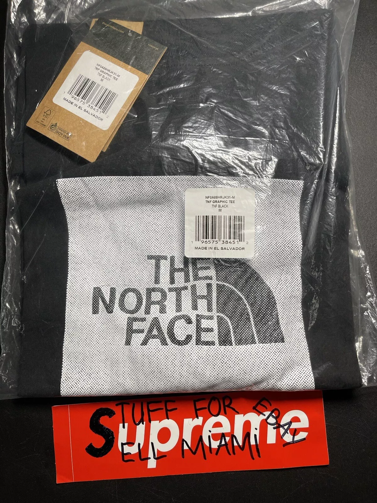 Taille M   Tee shirt Supreme x The North Face S/S SS24