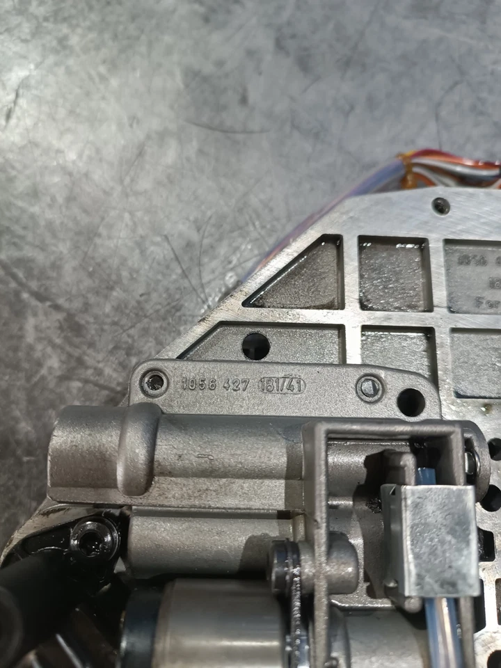 Original BMW 7er E38 5er E39 5HP18 Getriebesteuerung Steuergerät 1056427105 - Bild 4 von 4