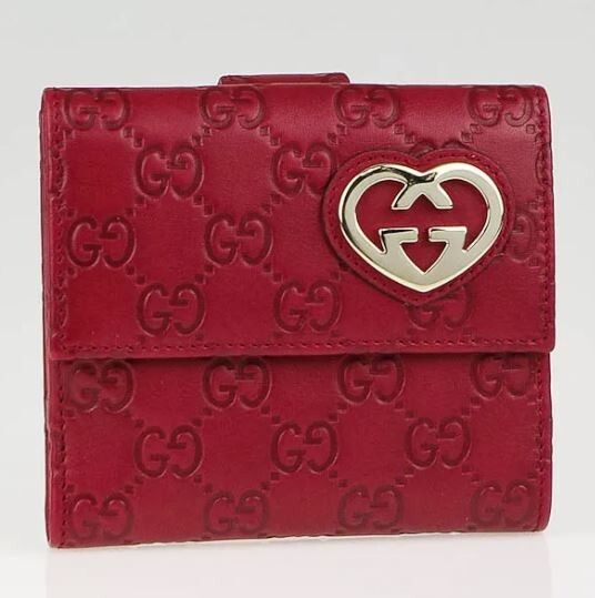 $525 GUCCI Red leather French flap Wallet Hearts detail $525 GUCCI Red leather French flap Wallet Hearts detail
