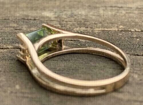 3Ct Emerald Cut Men's Ring 3Ct Simulated Peridot 14K Yellow Gold Plated - Picture 4 of 8