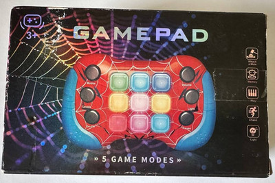 Versiegeltes elektronisches Gamepad Spielzeug 5 Spielmodi Memory Light Chase