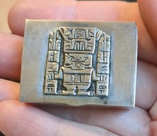 Vintage Peruvian 925 Silver Pill Snuff Box