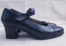 BeautiFeel Tara Mary Jane Block Heel Pumps Size 38 Black 