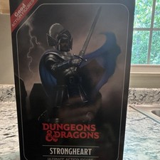 NECA Dungeons & Dragons Strongheart Ultimate Action Figure Sword Shield Hammer