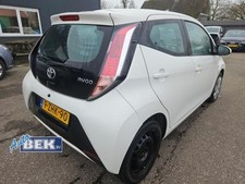 Rückleuchte rechts Toyota Aygo B4 815510H110 P24420576