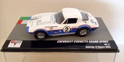 1:43 UNIVERSAL HOBBIES EAGLE RACE CHEVROLET CORVETTE GRAND SPORT#2 SEBRING 1965