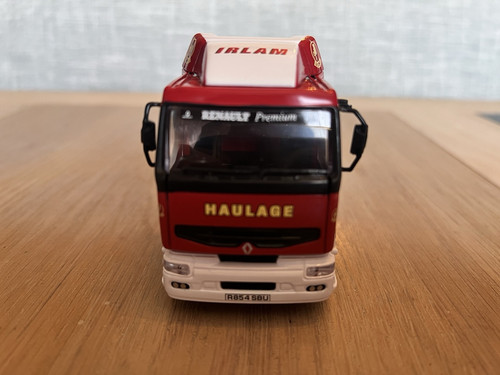 LIMITED EDITION ~ James Irlam & Sons Ltd - Renault Curtainside. No: 1397 Of 2400 - Picture 11 of 14