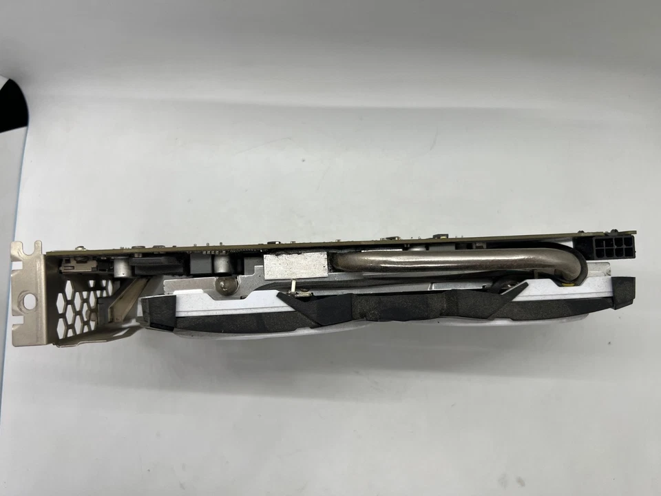 MSI AMD Radeon RX 570 8GB GDDR5 Graphics Card - R570AR8C - Image 3 of 4