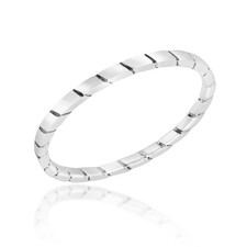 Minimalist Sterling Silver Band Ring with Intricate Oxidized Line Detail-7