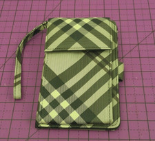 Womens Cell Phone Wallet with Wrist Band Black/Grey