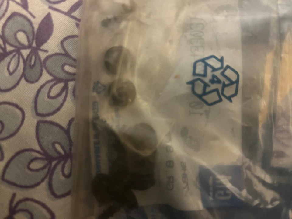 ПОДЛИННЫЙ GM 20433031 ВИНТ--GMC Typhoon - Изображение 4 из 4