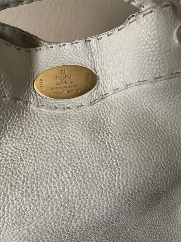 Сумочка Fendi Bucket Selleria - Изображение 2 из 4