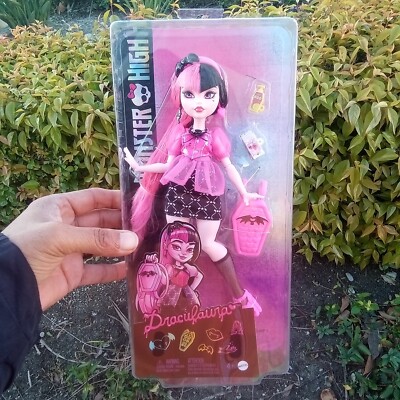 New Mattel Monster High Draculaura Fashion Doll G3 2022 - HKY71