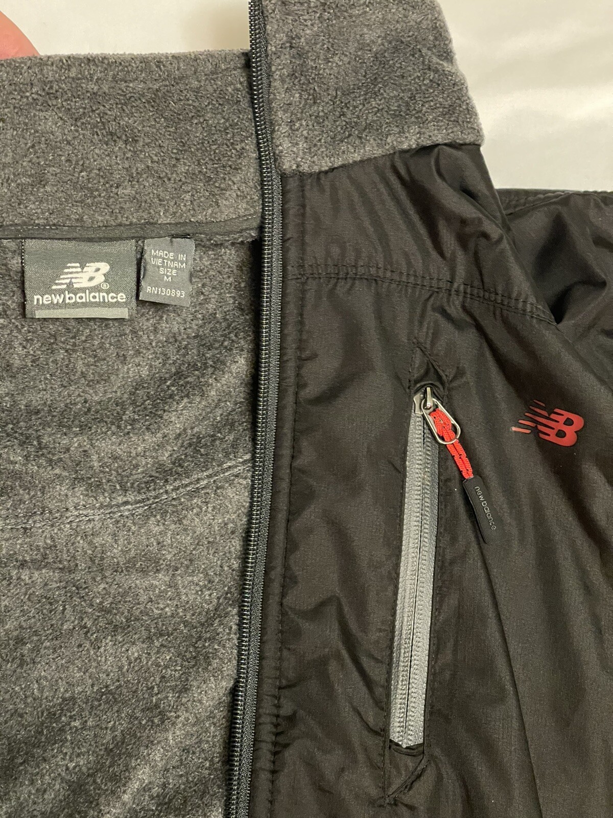 NEW BALANCE FLEECE JACKET Grey BLACK HIKING OUTERWEAR MENS Medium Full