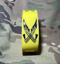 1x DEADPOOL  WOLVERINE Silicone Bracelet Set 1  Wide Veteran Operated