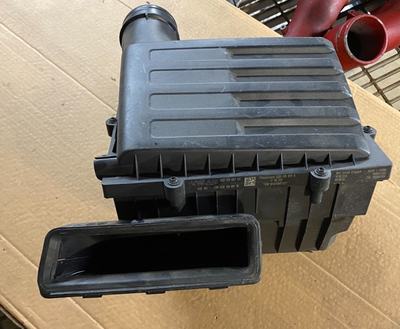 VW Golf R Air Filter Box MK7 15-19 OEM 5Q0 129 607 AC | eBay