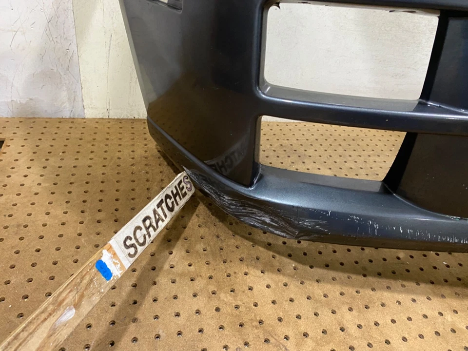 Parachoques delantero Cadillac STS 2005-2007 Foto 2 de 4