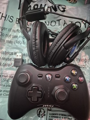 MSI Force Wireless PC Gaming Controller with headphones with mic