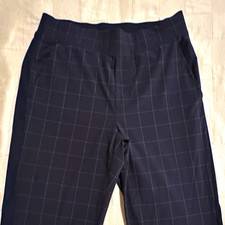 Athleta Women's Brooklyn Textured Ankle Pants Black Check Pull On Elastic 4