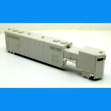 GP7 NON-DYNAMIC UNDECORATED SHELL CURRENT CHINA VERSION  ATLAS  HO  GP-7