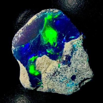 Opal,Äthiopische Schwarz Opal rough,Natürlich Feuer gemstone Raw 12 Karat 20x16